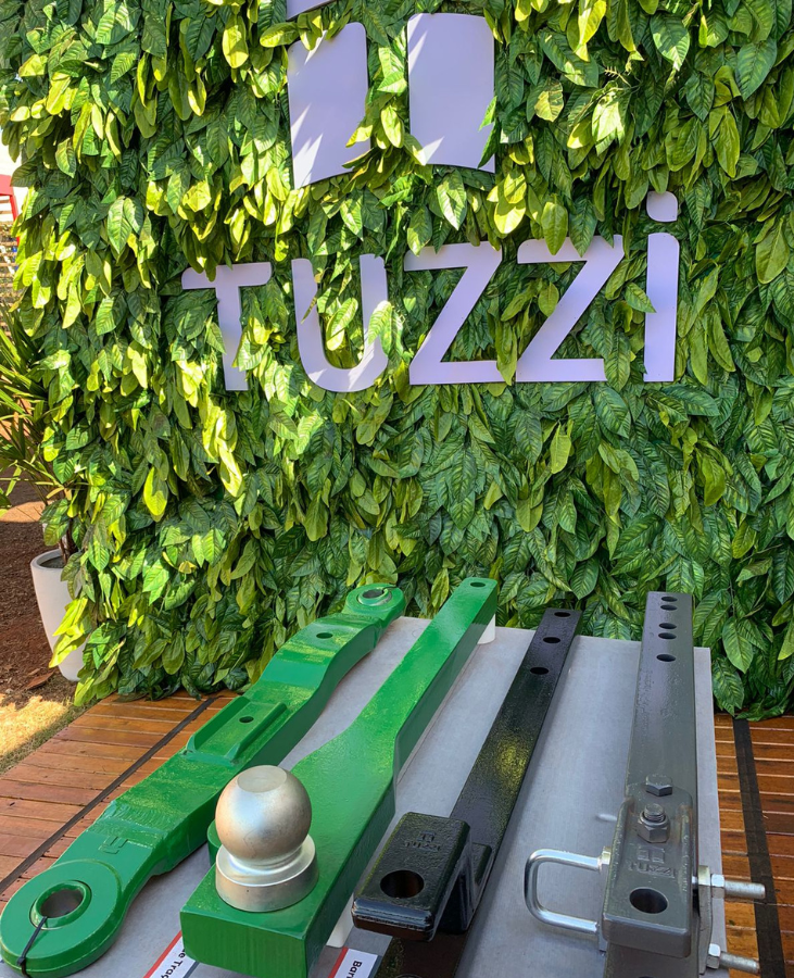 Tuzzi